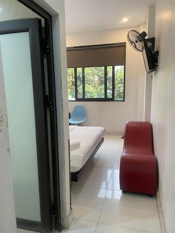 Yen Hoa Motel Hanoi Exterior foto